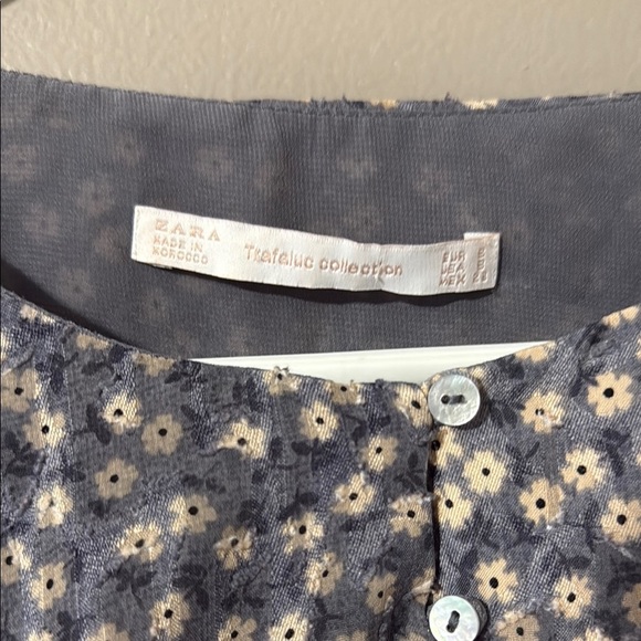 Zara Black and White Crop Blouse with Peter Pan Collar - Picture 3 of 6